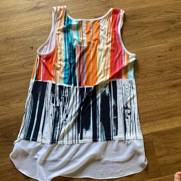 Ladies Top - Picture 5 of 5